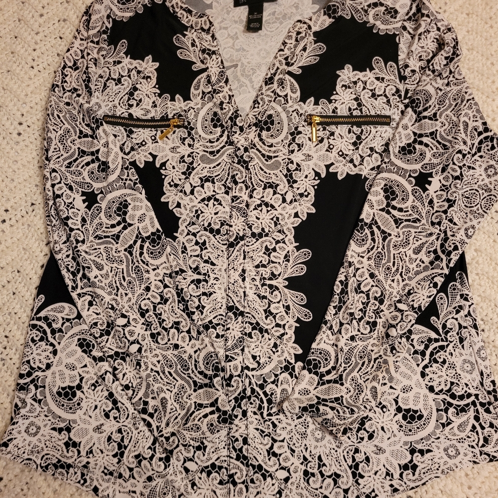 I.N.C. International Concepts Black & White (Lace Print) Top XL - Picture 8 of 8